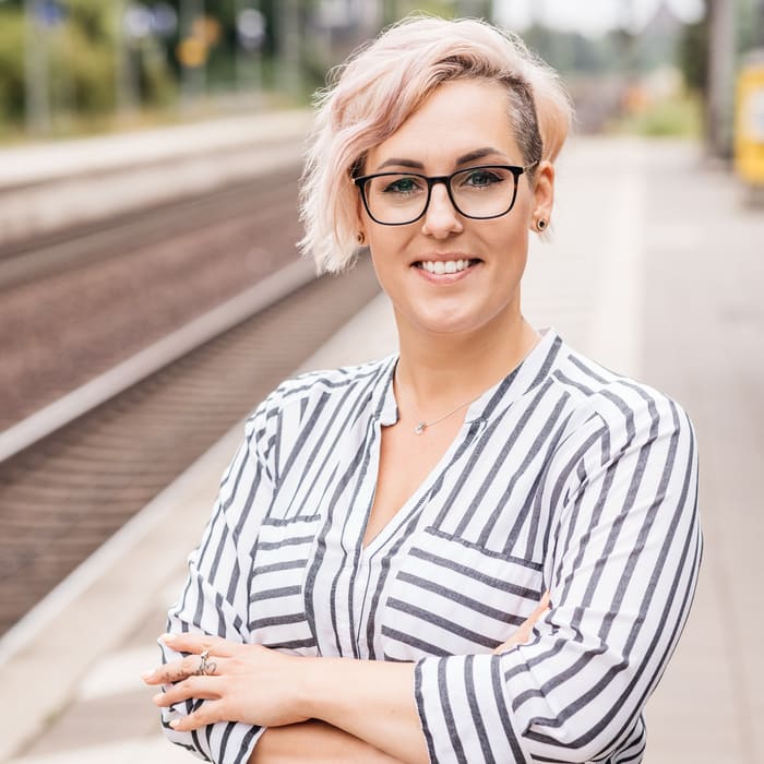 Sarina Tobias – Sachbearbeiterin bei DS Bahnbau